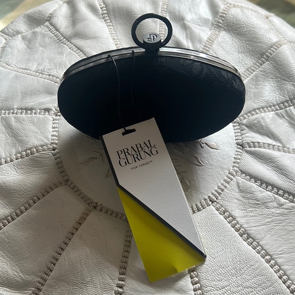 Prabal Gurung from Target black heart lace clutch NWT - Picture 1 of 7